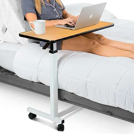 Adjustable overbed table